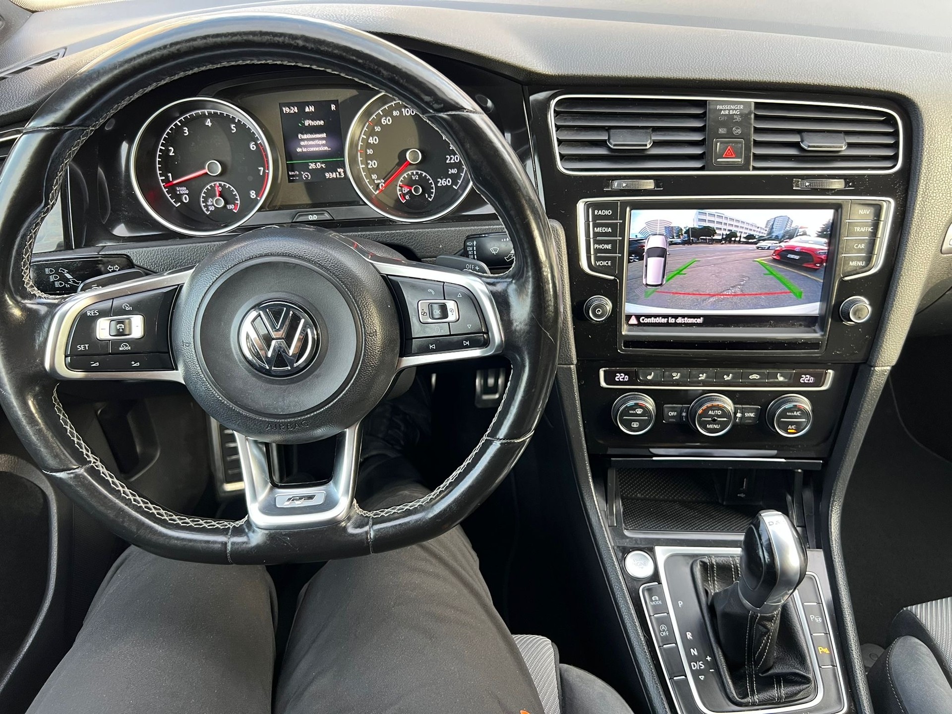 VW Golf 1.4 TSI Lounge R-Line DSG-image-3