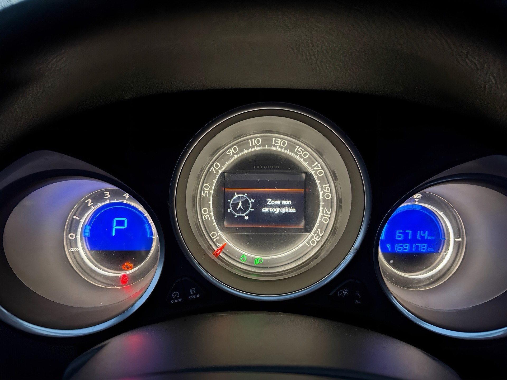 DS AUTOMOBILES DS4 1.6 THP SO Chic Automatic-image-9