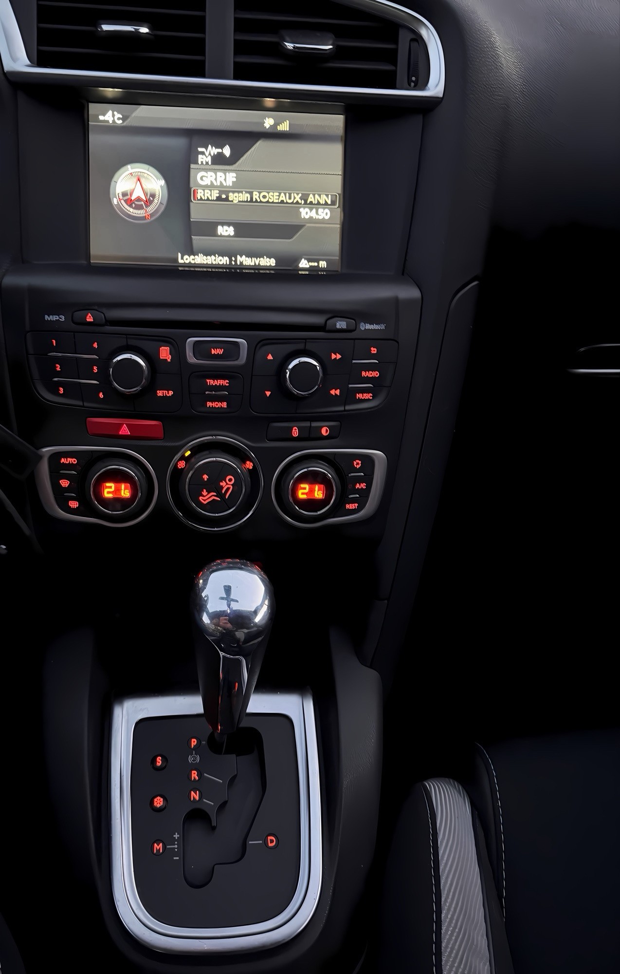 DS AUTOMOBILES DS4 1.6 THP SO Chic Automatic-image-8