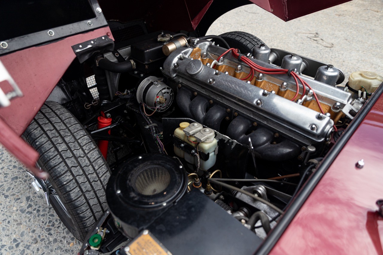 JAGUAR E Type Coupé Serie 1.5 4.2 Litre-image-14