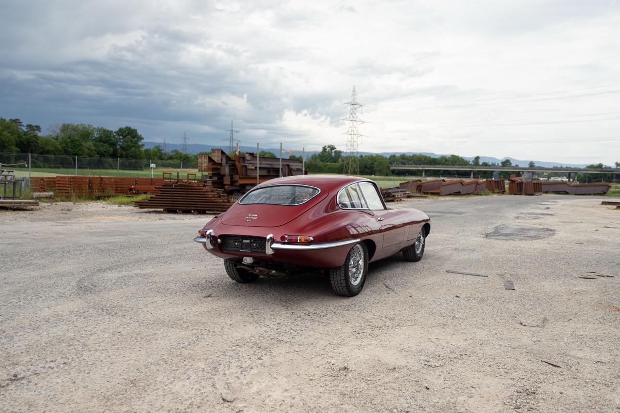 JAGUAR E Type Coupé Serie 1.5 4.2 Litre-image-4