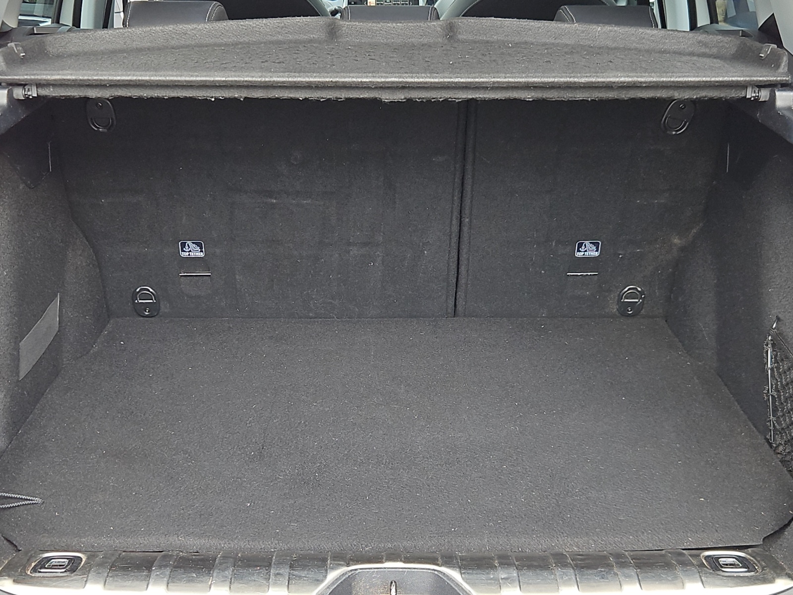 PEUGEOT 2008 1.2 PureTech Allure EAT6-image-19