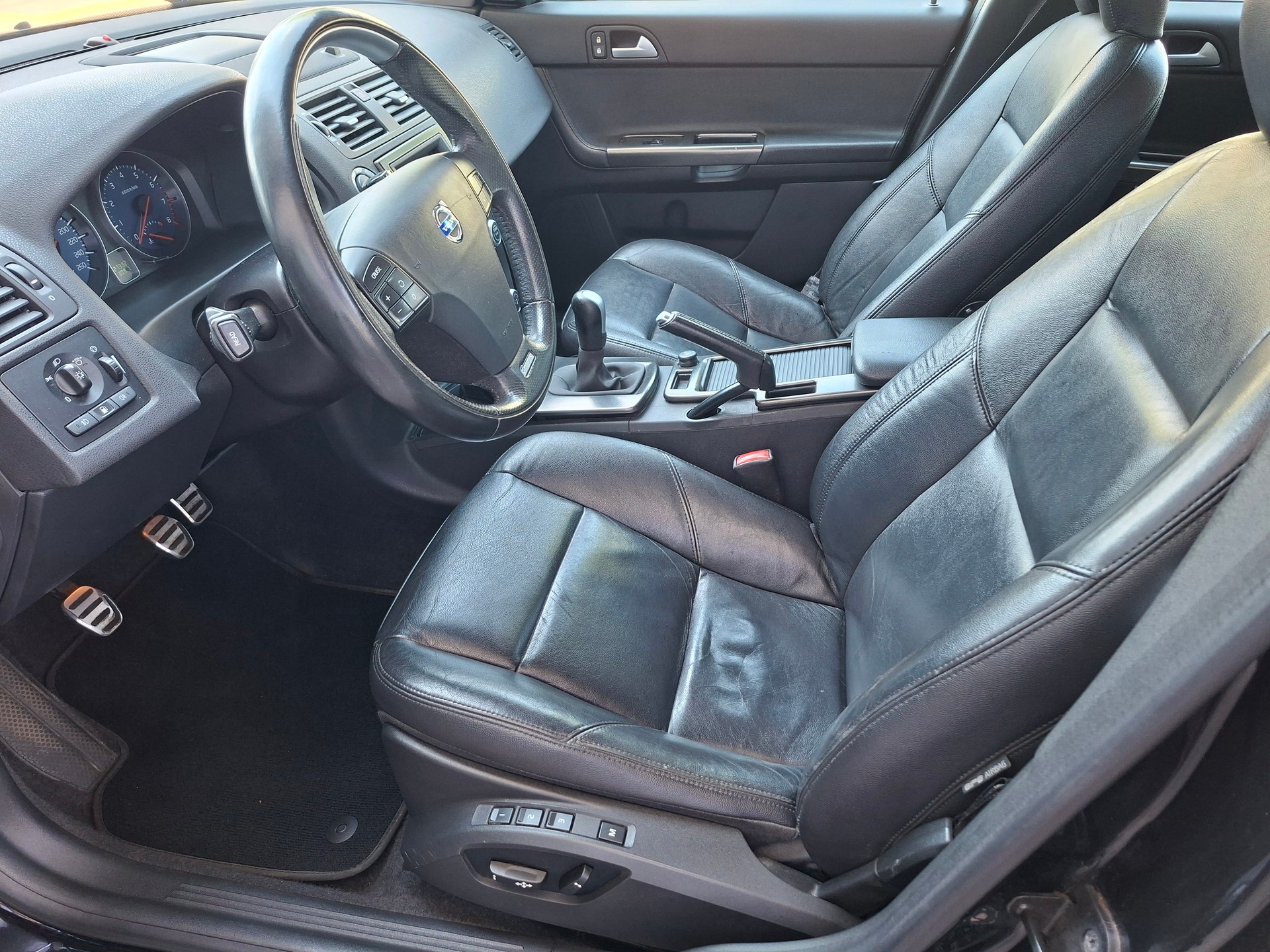VOLVO V50 T5 Summum-image-6