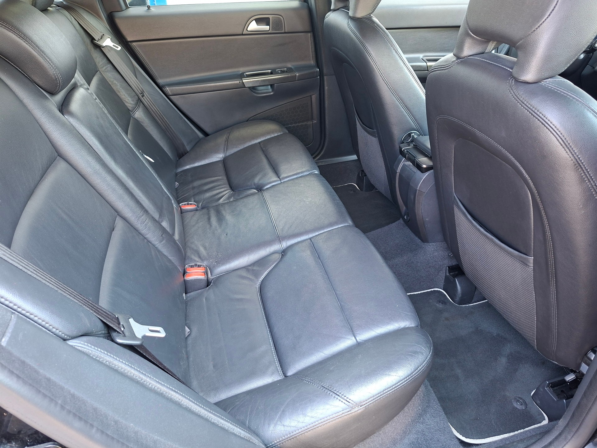 VOLVO V50 T5 Summum-image-10