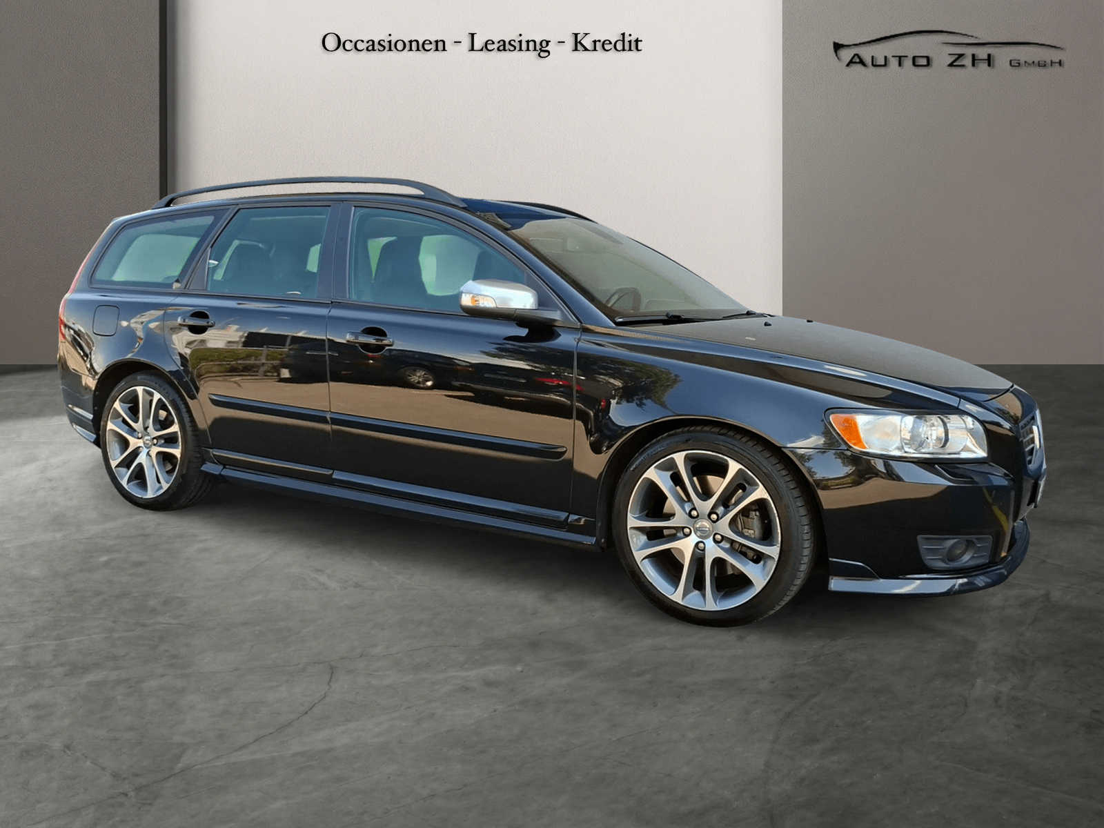 VOLVO V50 T5 Summum-image-2