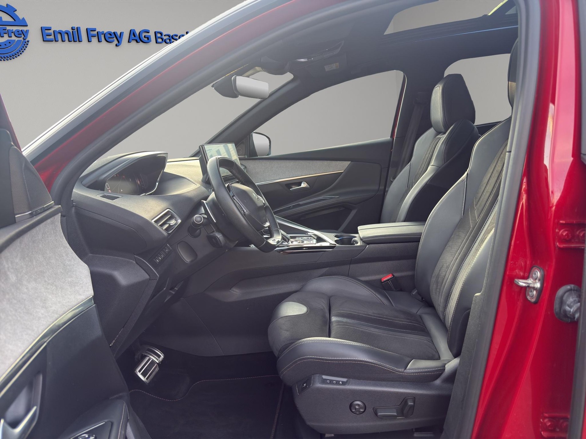 PEUGEOT 5008 1.6 PureTech GT Pack-image-1