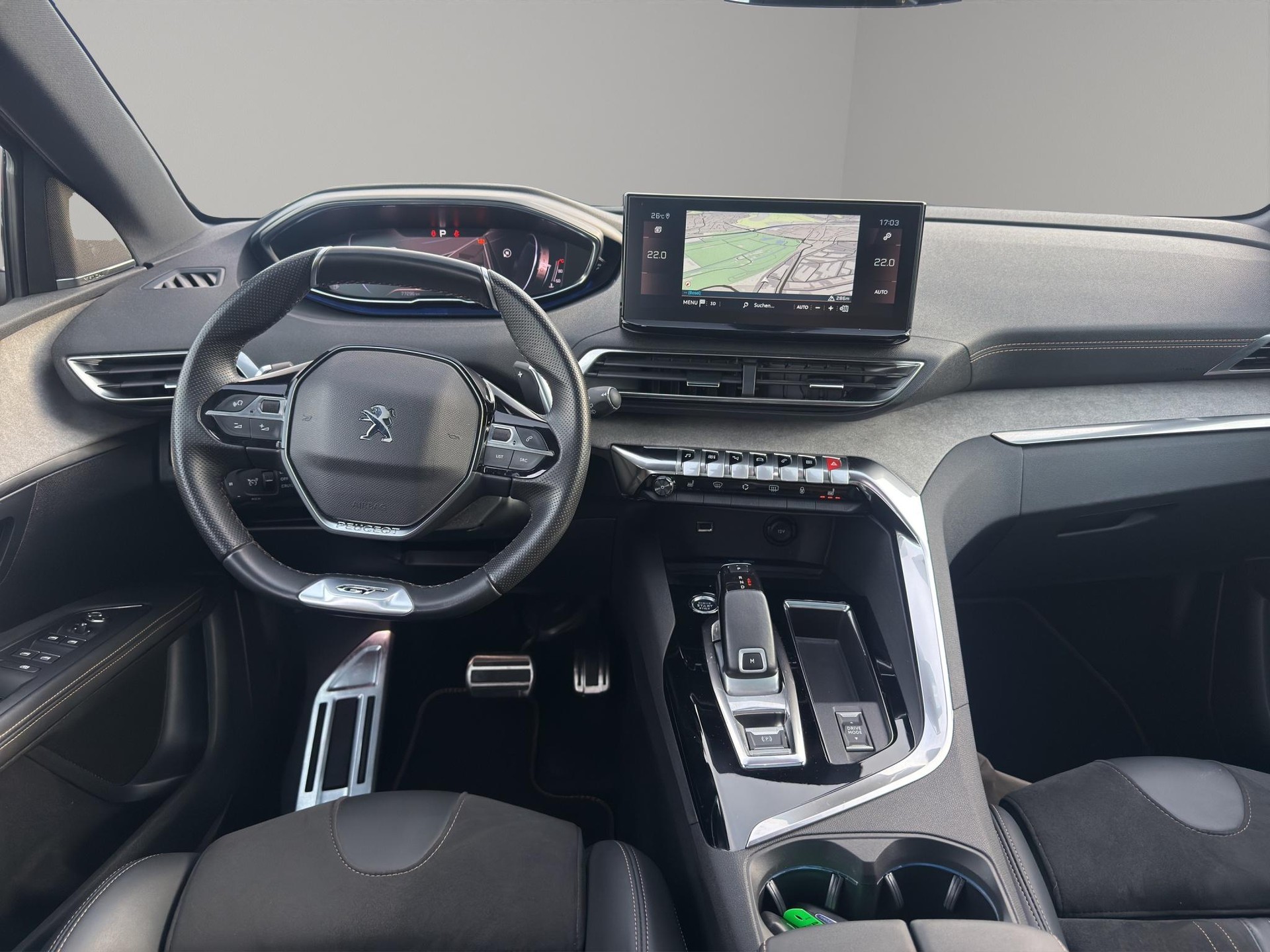 PEUGEOT 5008 1.6 PureTech GT Pack-image-3