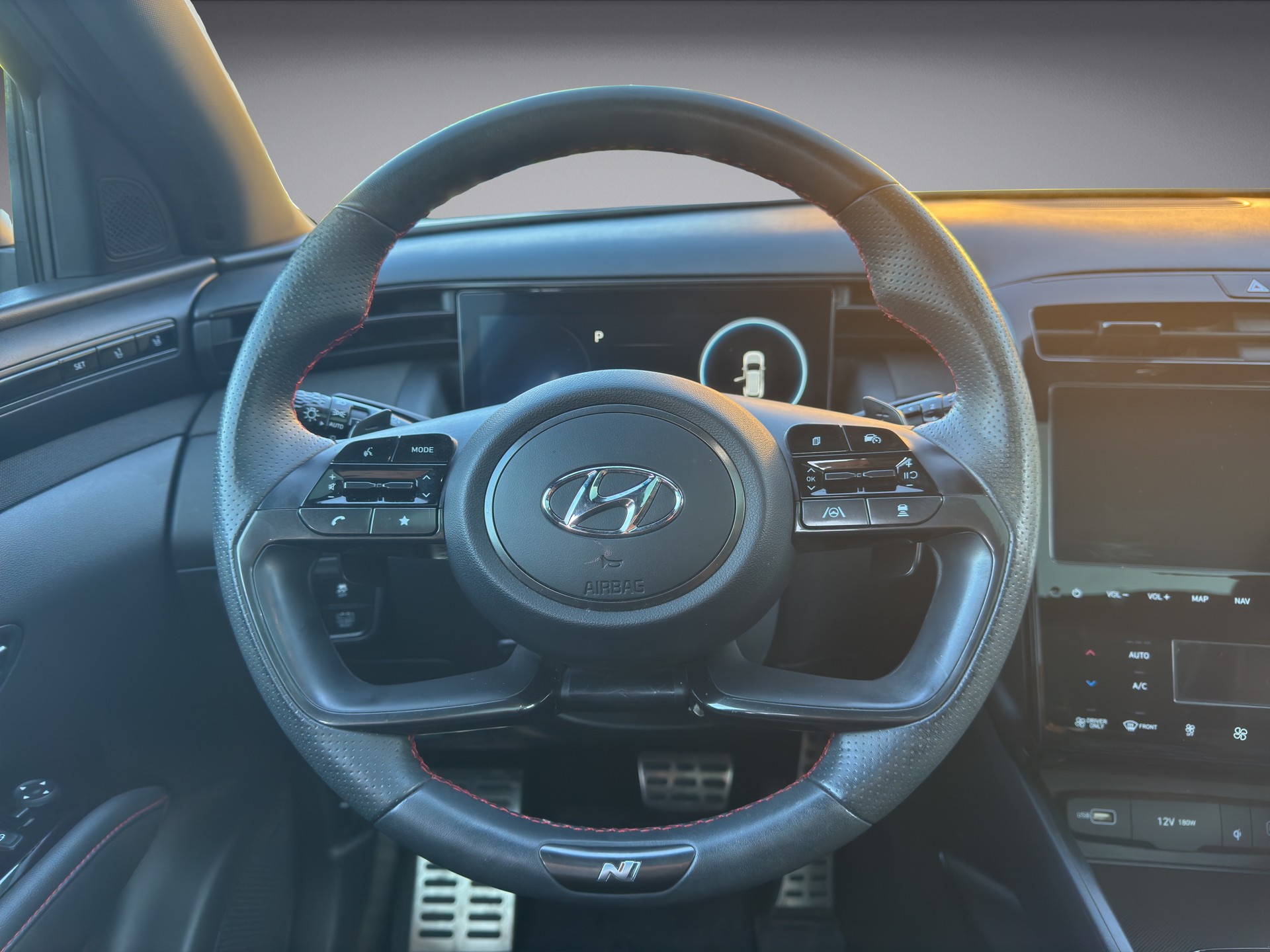 HYUNDAI Tucson 1.6 T-GDi HEV N-Line LUX.pack 4WD-image-9