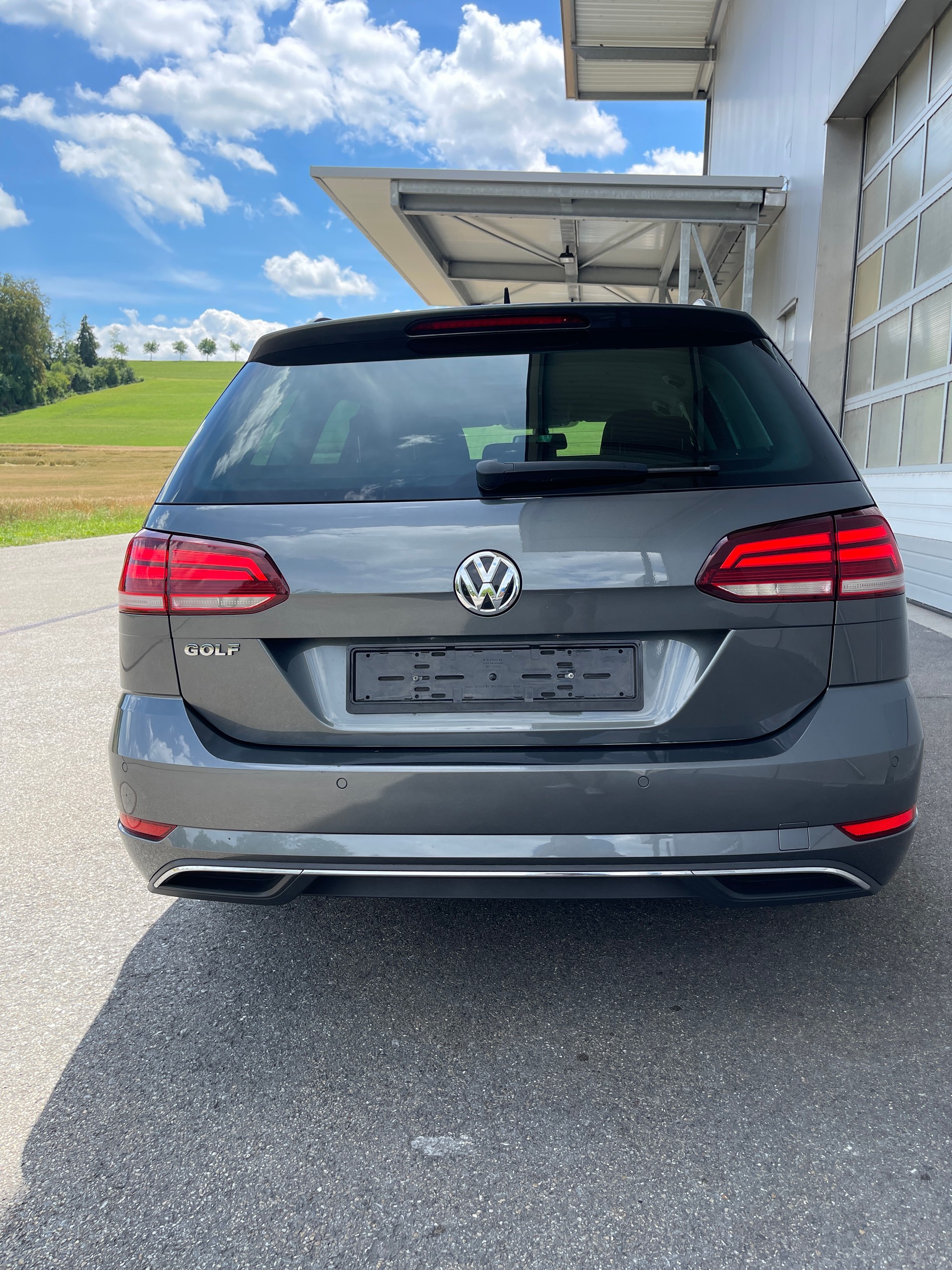 VW Golf Variant 1.6 TDI Comfortline-image-5