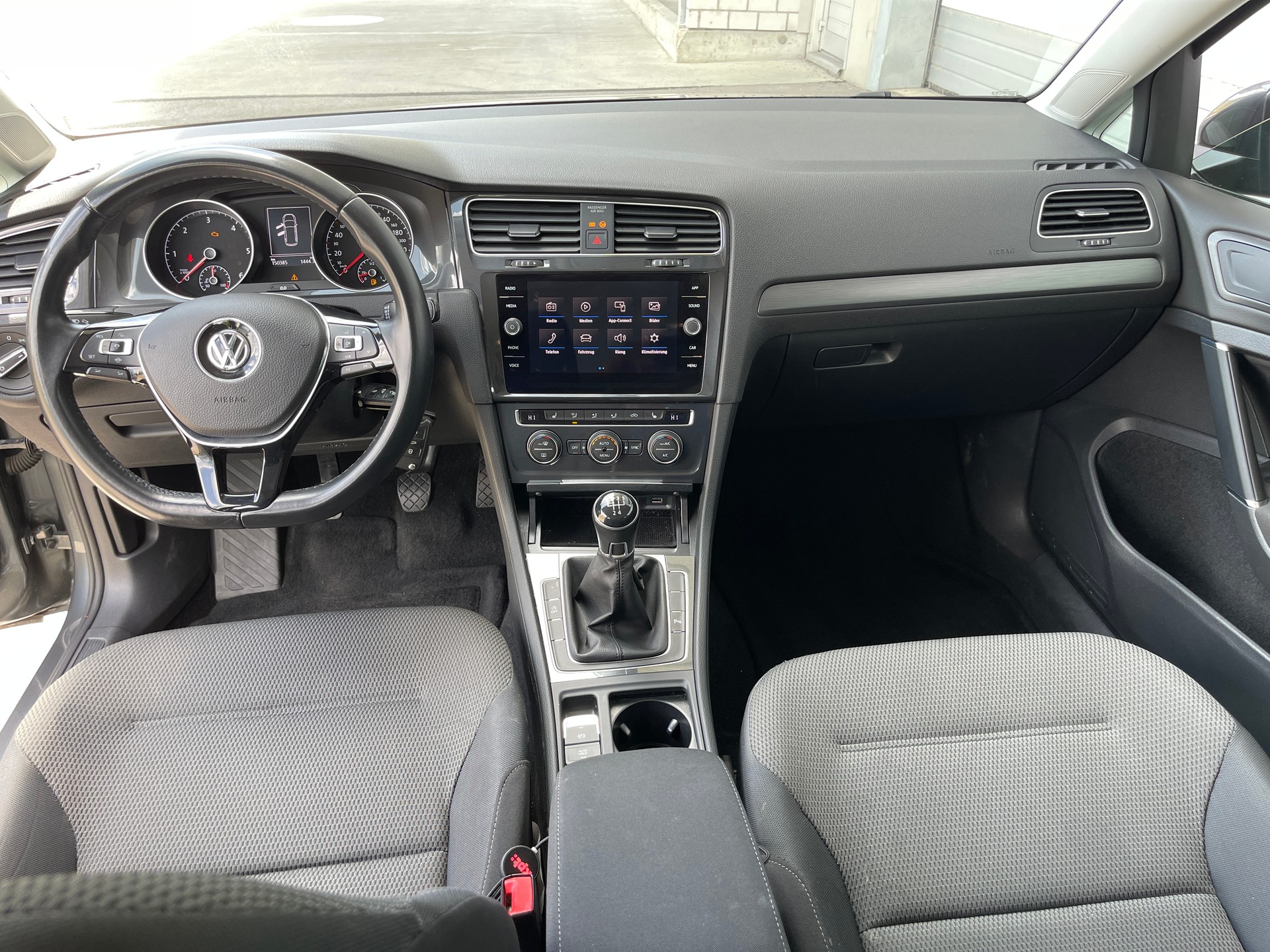 VW Golf Variant 1.6 TDI Comfortline-image-9