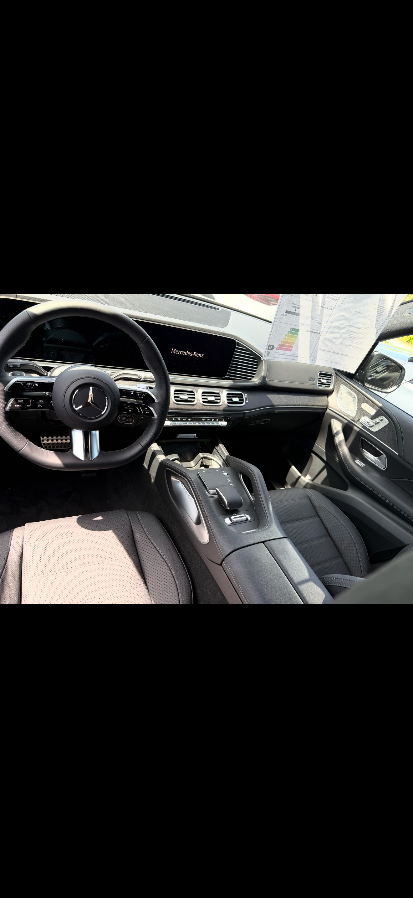 MERCEDES-BENZ GLE 300 d AMG Line 4matic-image-1