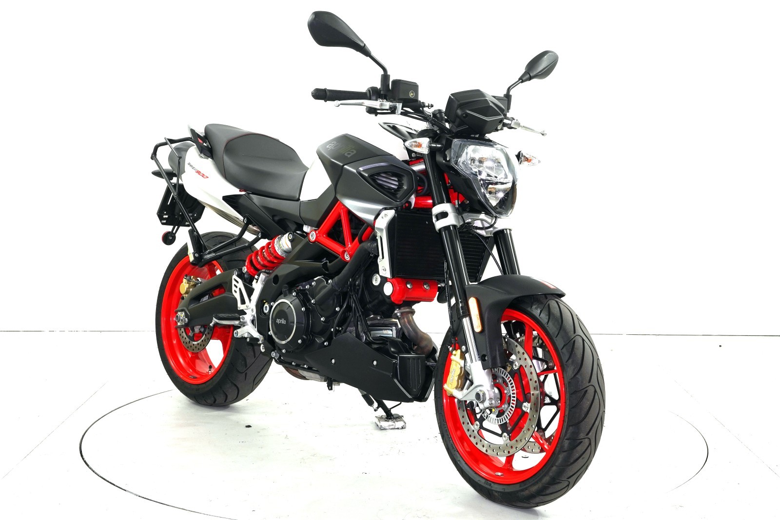 APRILIA Shiver 900 ABS-showroom-element-1