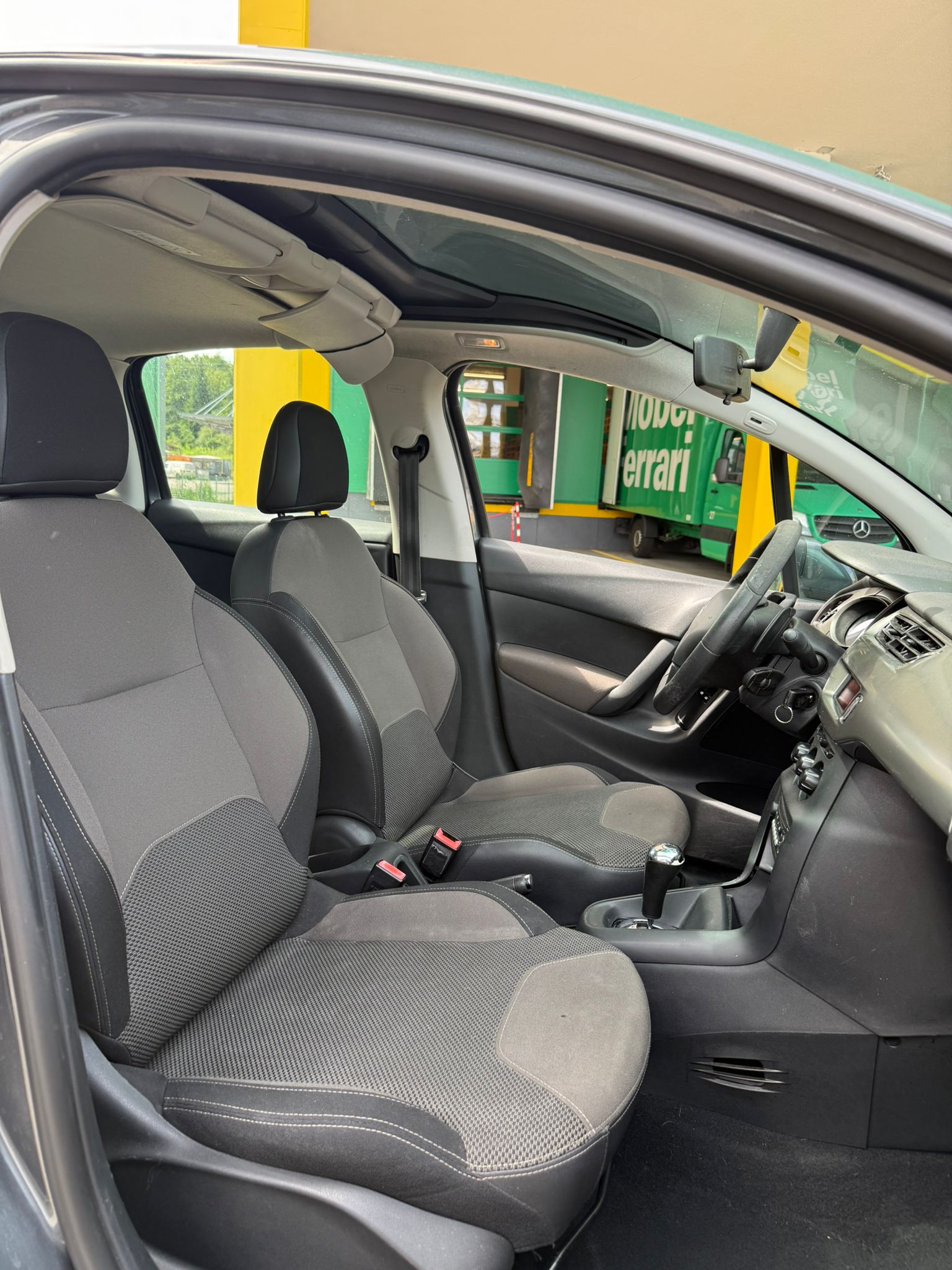 CITROEN C3 1.4 HDi Séduction EGS5-image-15