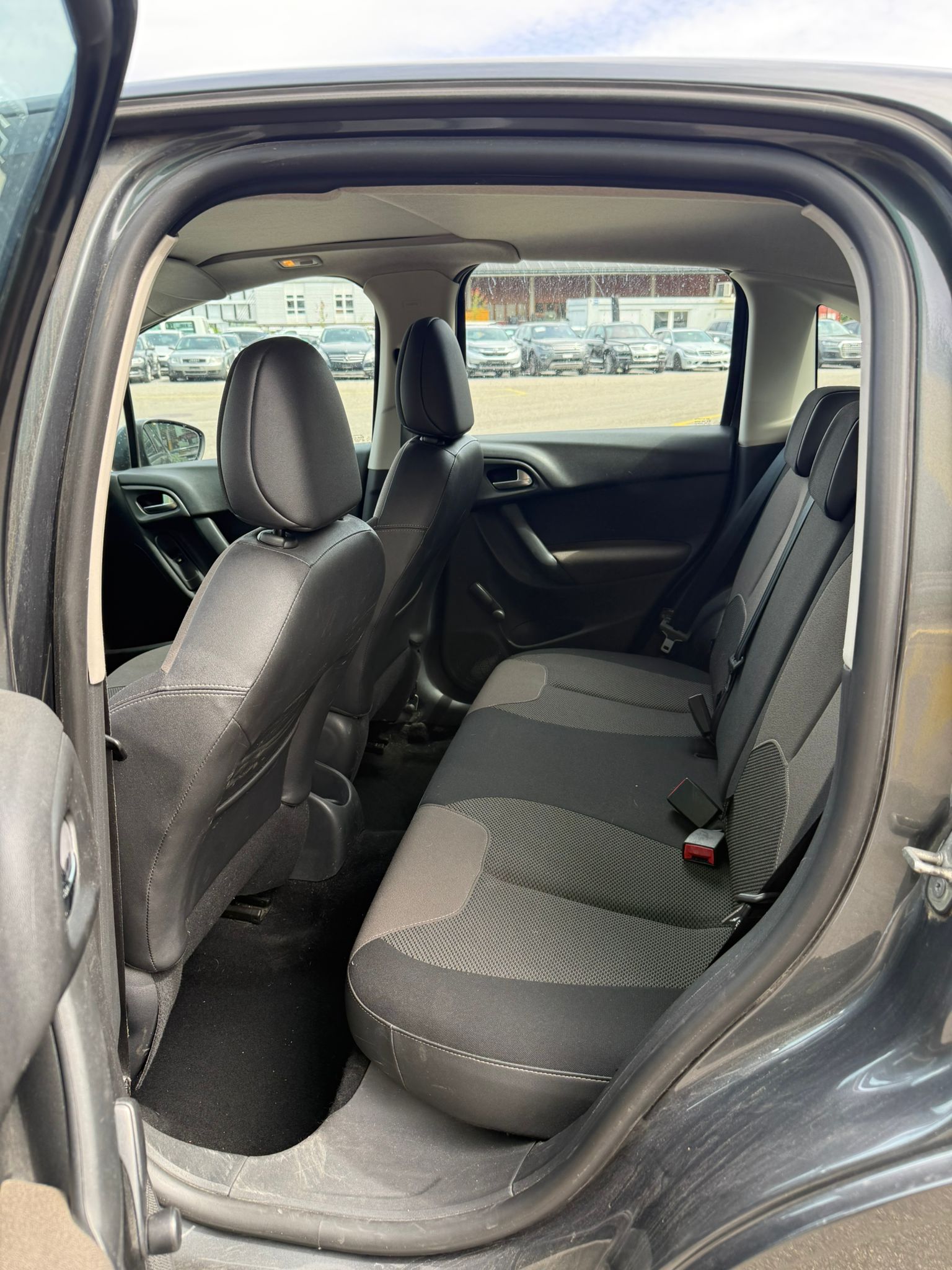 CITROEN C3 1.4 HDi Séduction EGS5-image-12