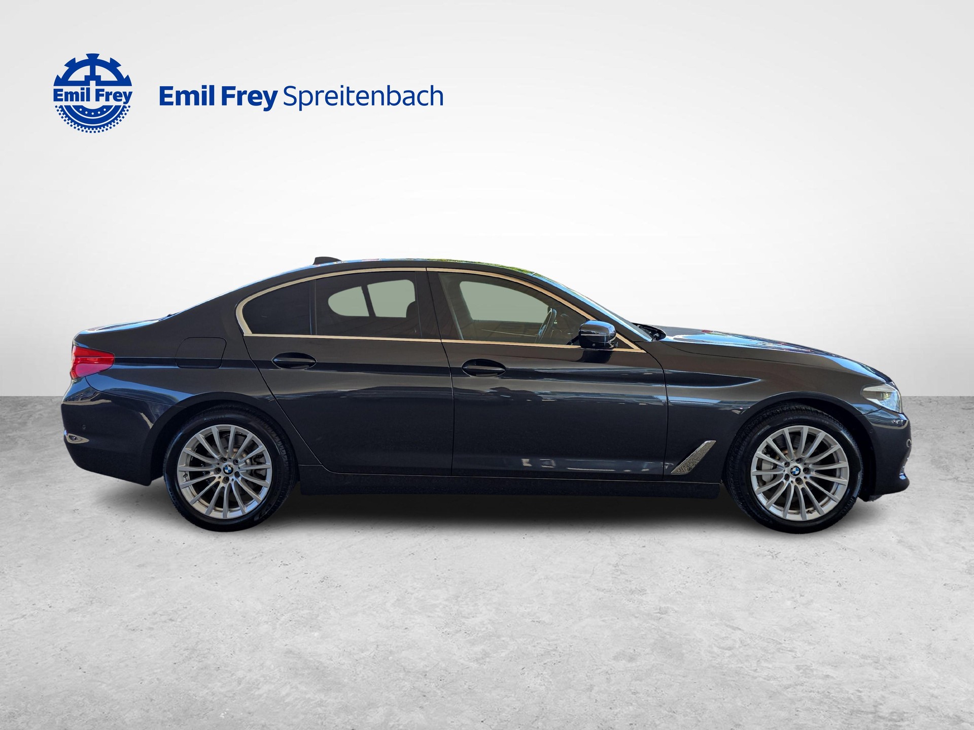 BMW 530e xDrive / Jetzt mit attraktivem 1.99% Leasing-image-6