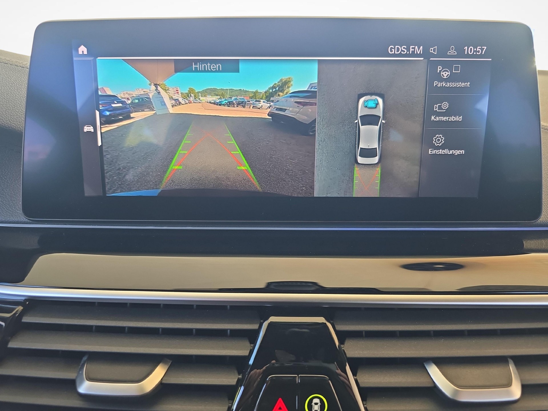 BMW 530e xDrive / Jetzt mit attraktivem 1.99% Leasing-image-16