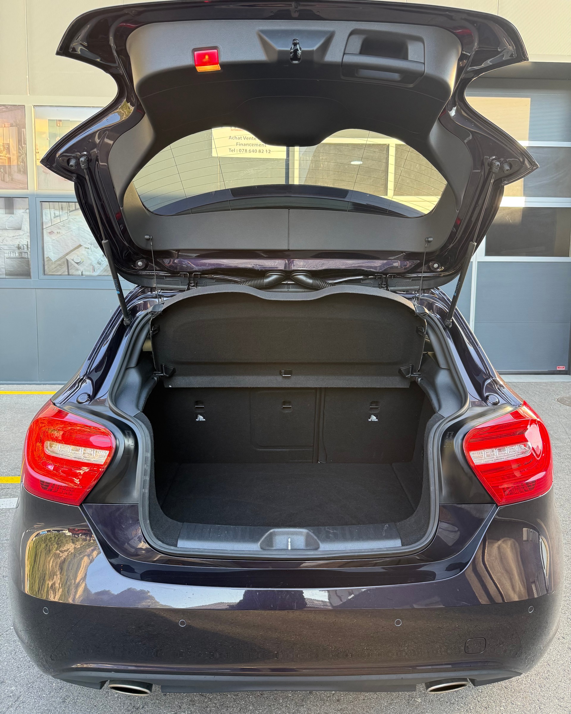MERCEDES-BENZ A 200 AMG Line-image-7