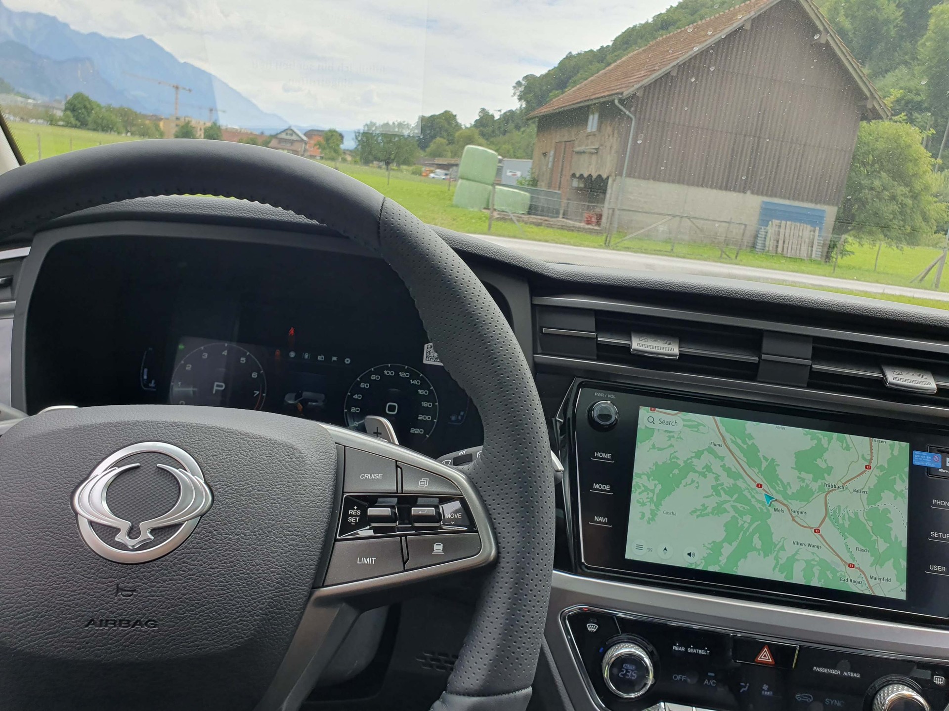 KGM-SsangYong Korando 1.5 Turbo GDi Titanium 4WD-image-14