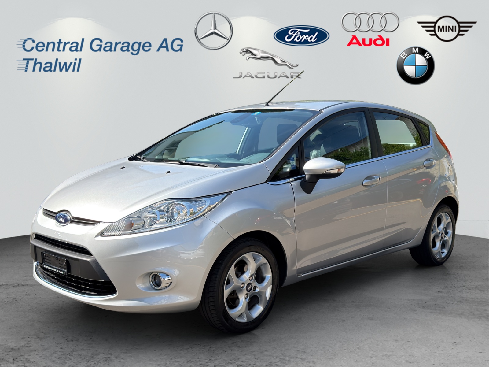 FORD Fiesta 1.4 16V Trend Automatic-image-0