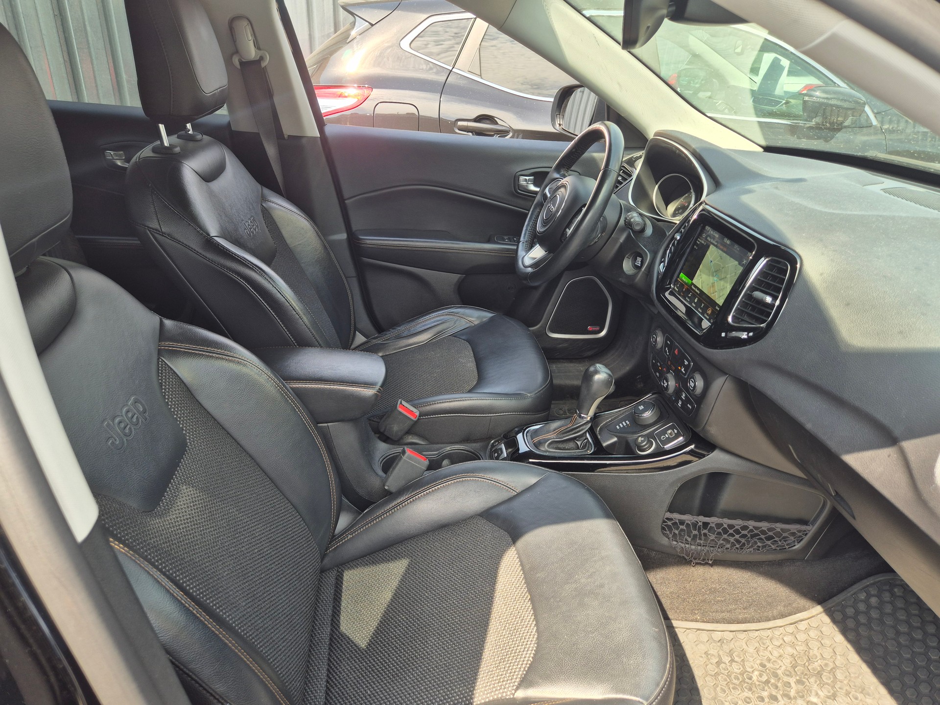 JEEP Compass 2.0CRD Limited AWD 9ATX-image-3