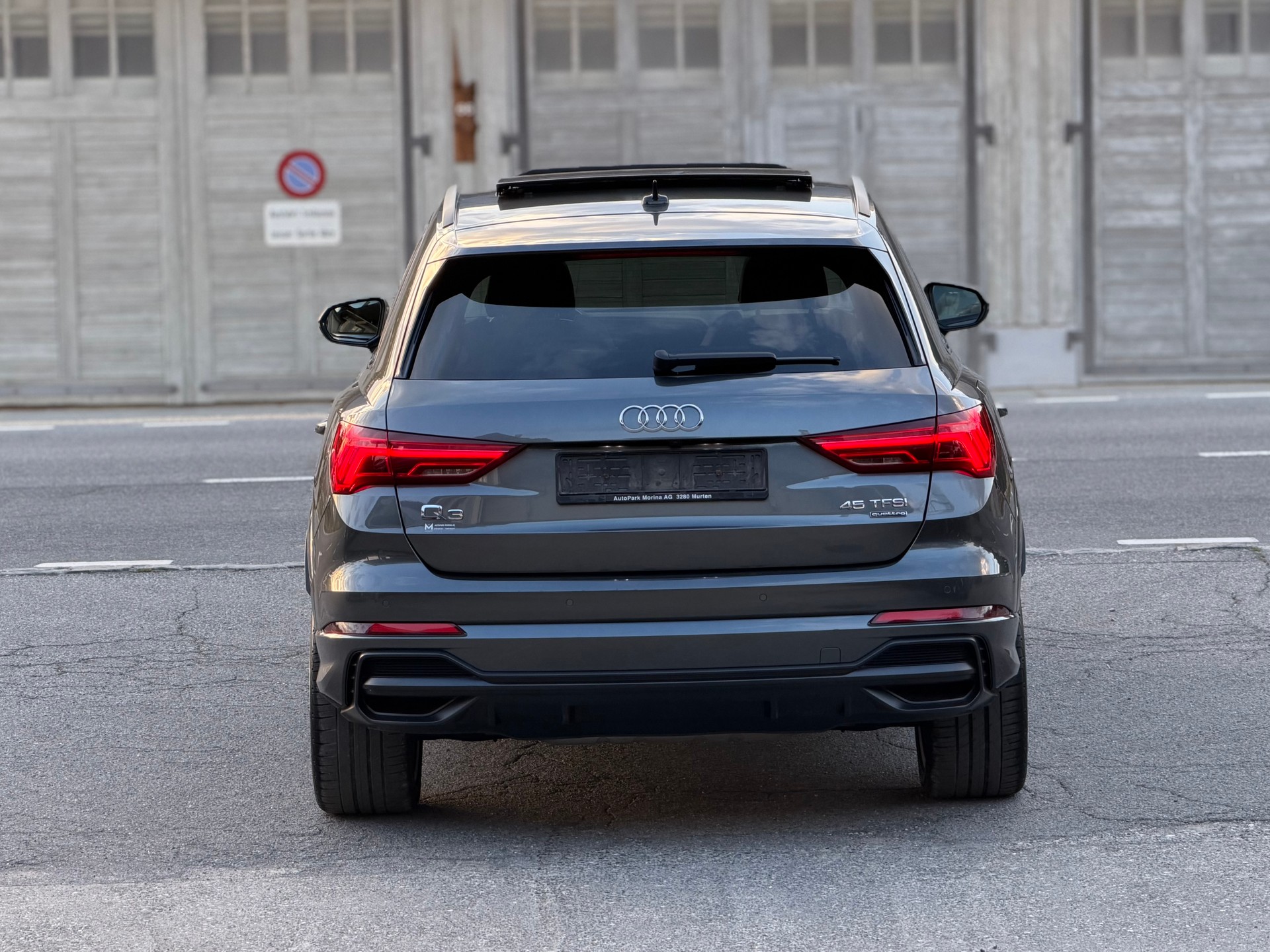 AUDI Q3 45 TFSI S line quattro S-tronic-image-5