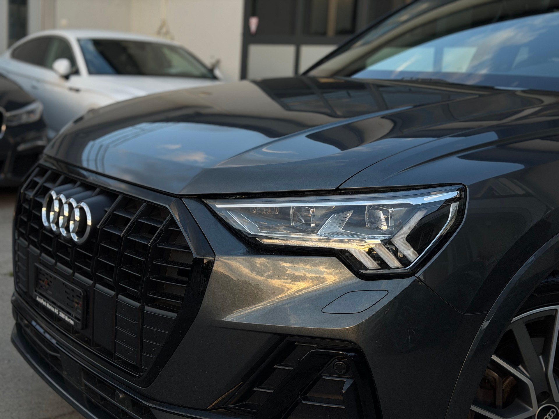 AUDI Q3 45 TFSI S line quattro S-tronic-image-7