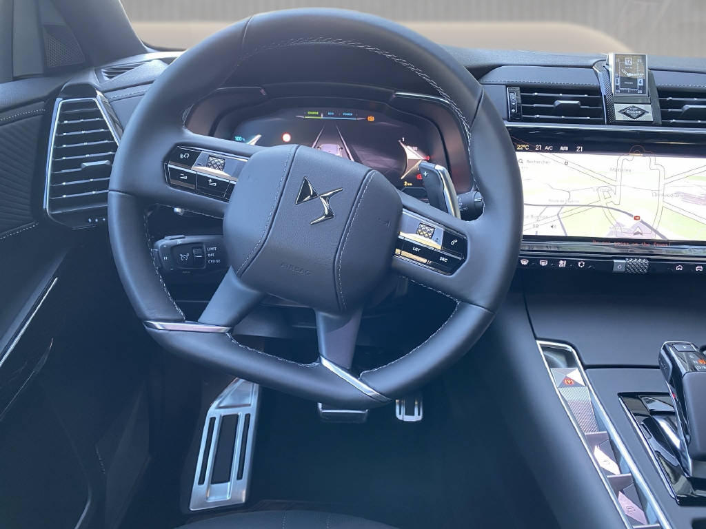 DS AUTOMOBILES DS7 1.6 E-Tense Étoile 4x4-image-12