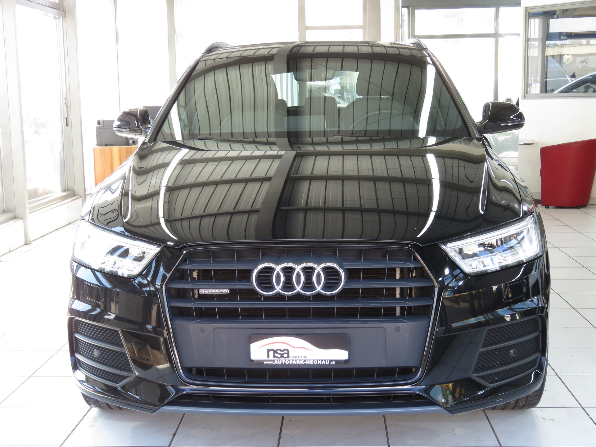 AUDI Q3 2.0 TDI Sport Quattro S-tronic (Automat)-image-1