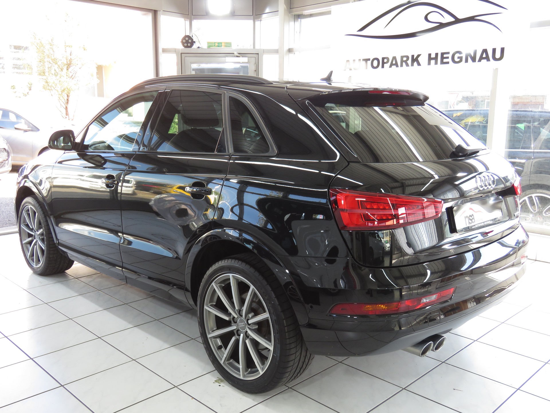 AUDI Q3 2.0 TDI Sport Quattro S-tronic (Automat)-image-5