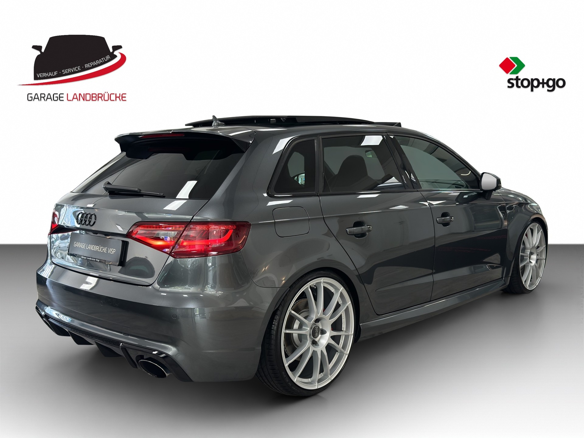 AUDI RS3 2.5 TSI quattro S-tronic-image-9