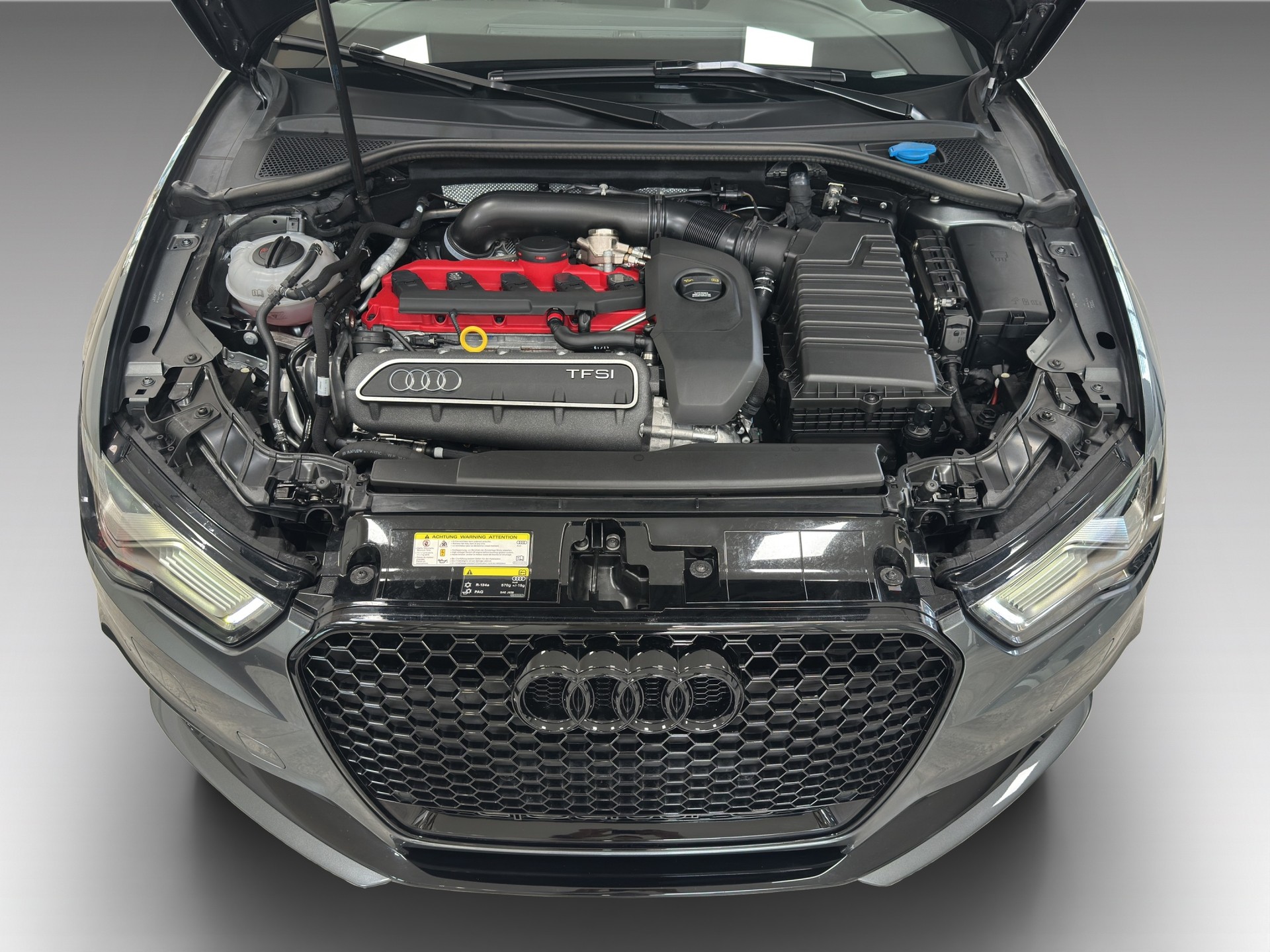 AUDI RS3 2.5 TSI quattro S-tronic-image-2