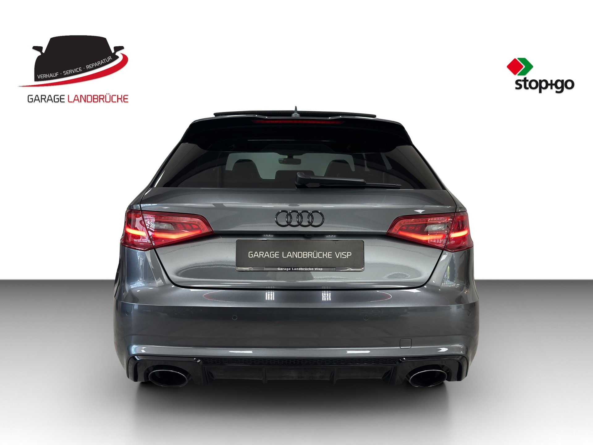 AUDI RS3 2.5 TSI quattro S-tronic-image-11
