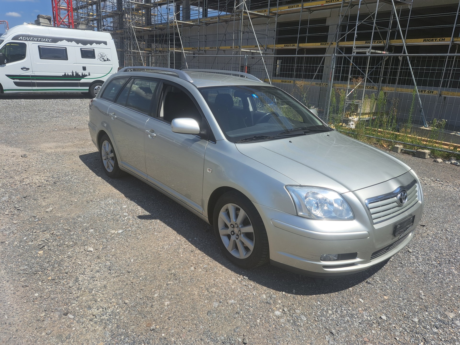 TOYOTA Avensis 2.0 D4 VVT-i Linea Sol Sportswagon-showroom-element-3