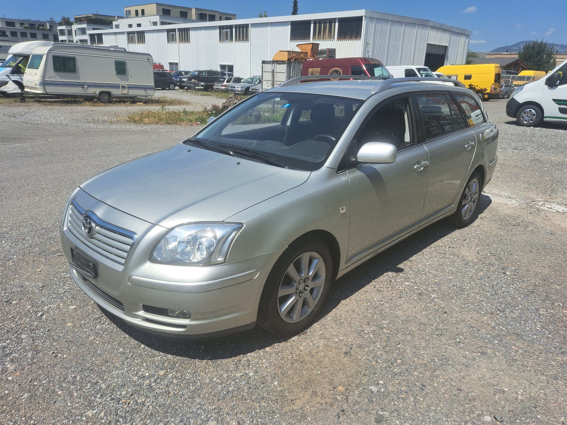 TOYOTA Avensis 2.0 D4 VVT-i Linea Sol Sportswagon-showroom-element-1