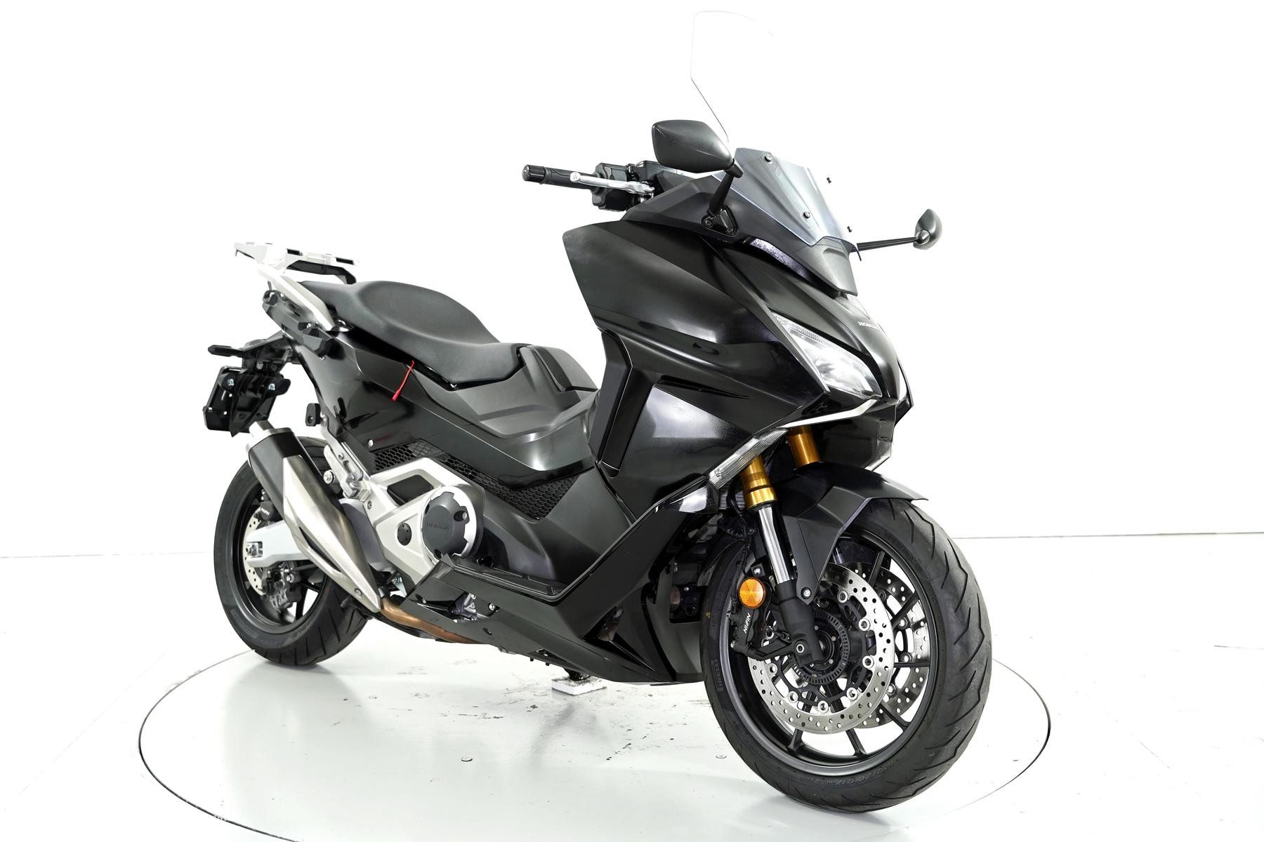HONDA NSS 750 ABS-showroom-element-1