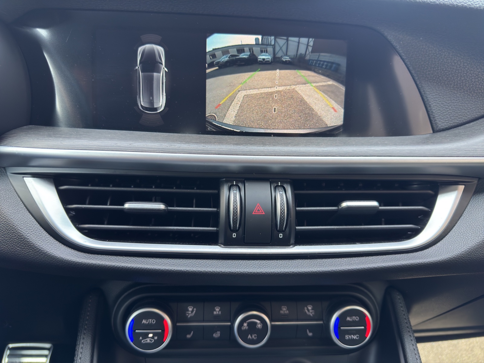 ALFA ROMEO Stelvio 2.0 Q4 TI Sky 20-image-8