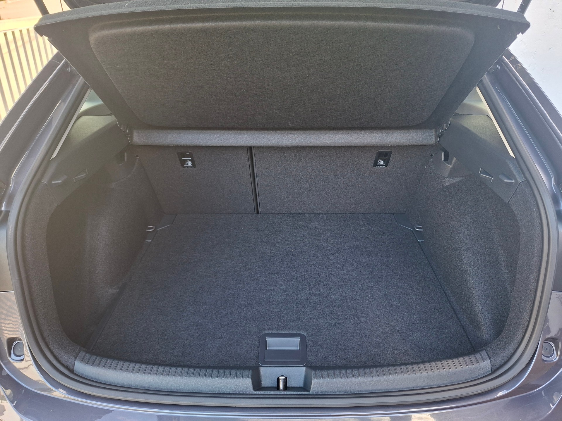 VW 1.0 TSI 75 Edition DSG-image-7