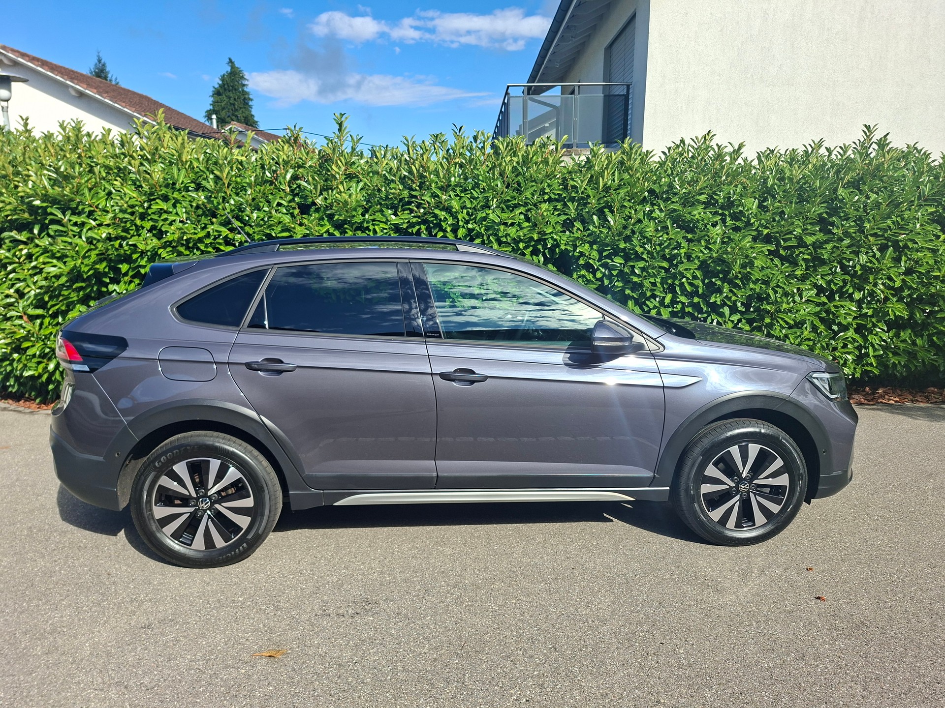 VW 1.0 TSI 75 Edition DSG-image-1