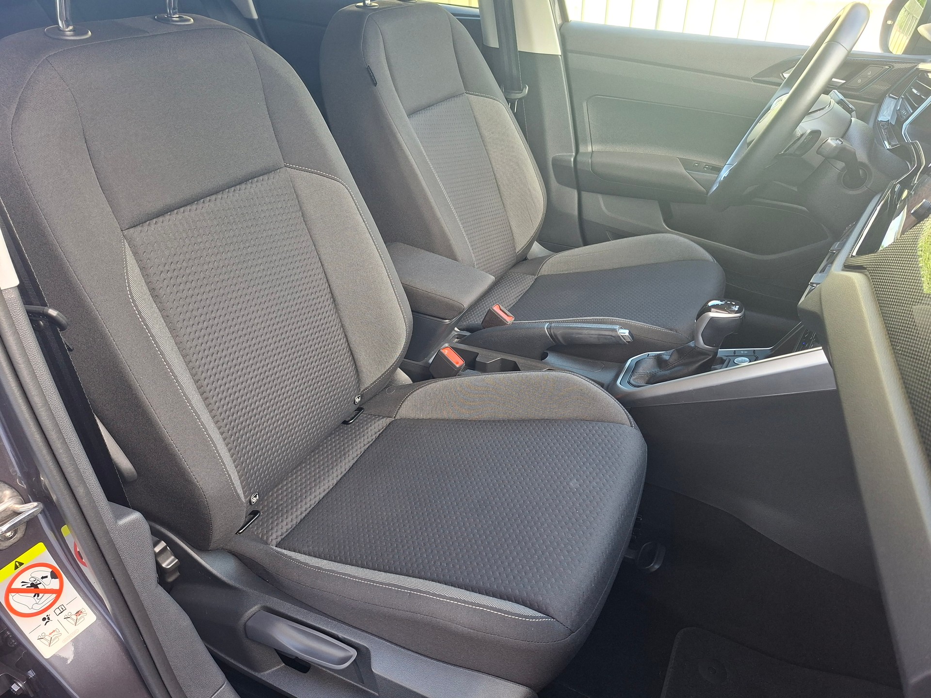 VW TAIGO 1.0 TSI 75 Edition DSG-image-8