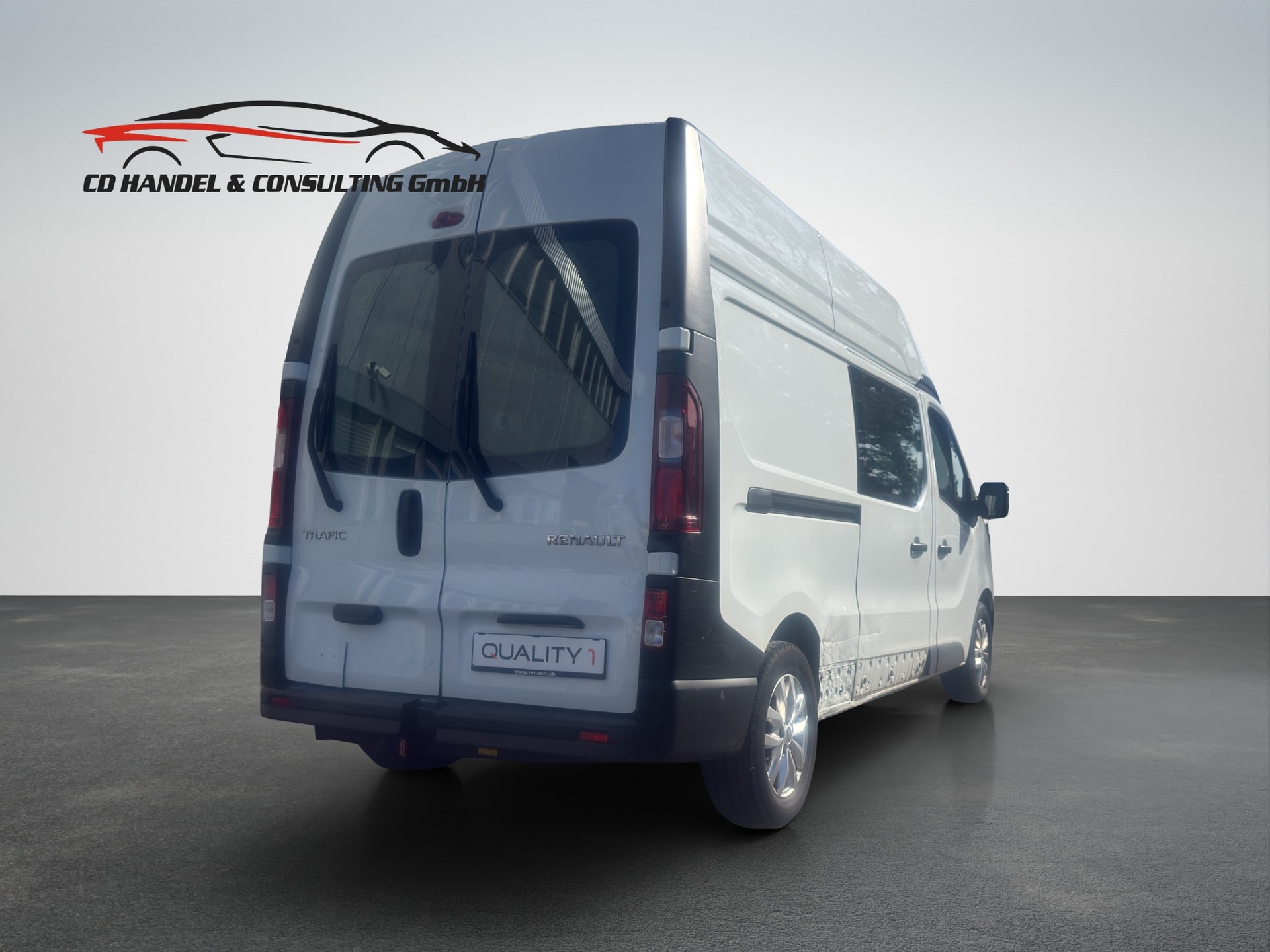 RENAULT Trafic 2.0 Blue dCi 150 Business L2H2 EN-image-3