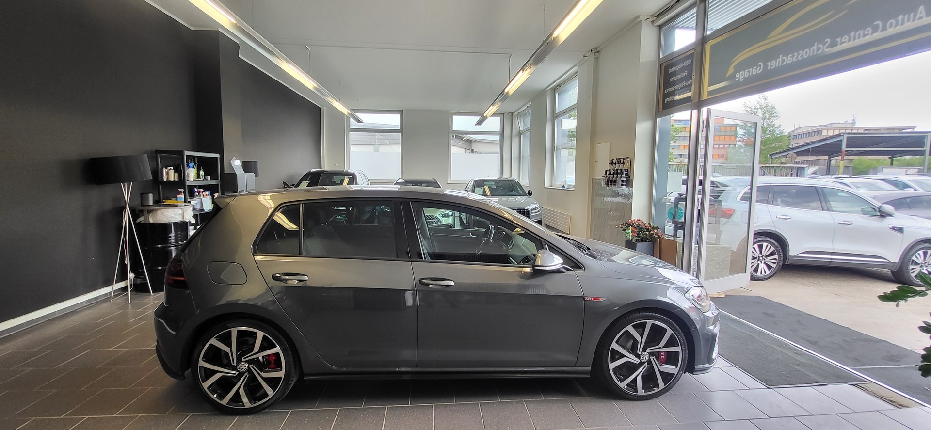 VW Golf 2.0 TSI GTI Performance DSG-image-13