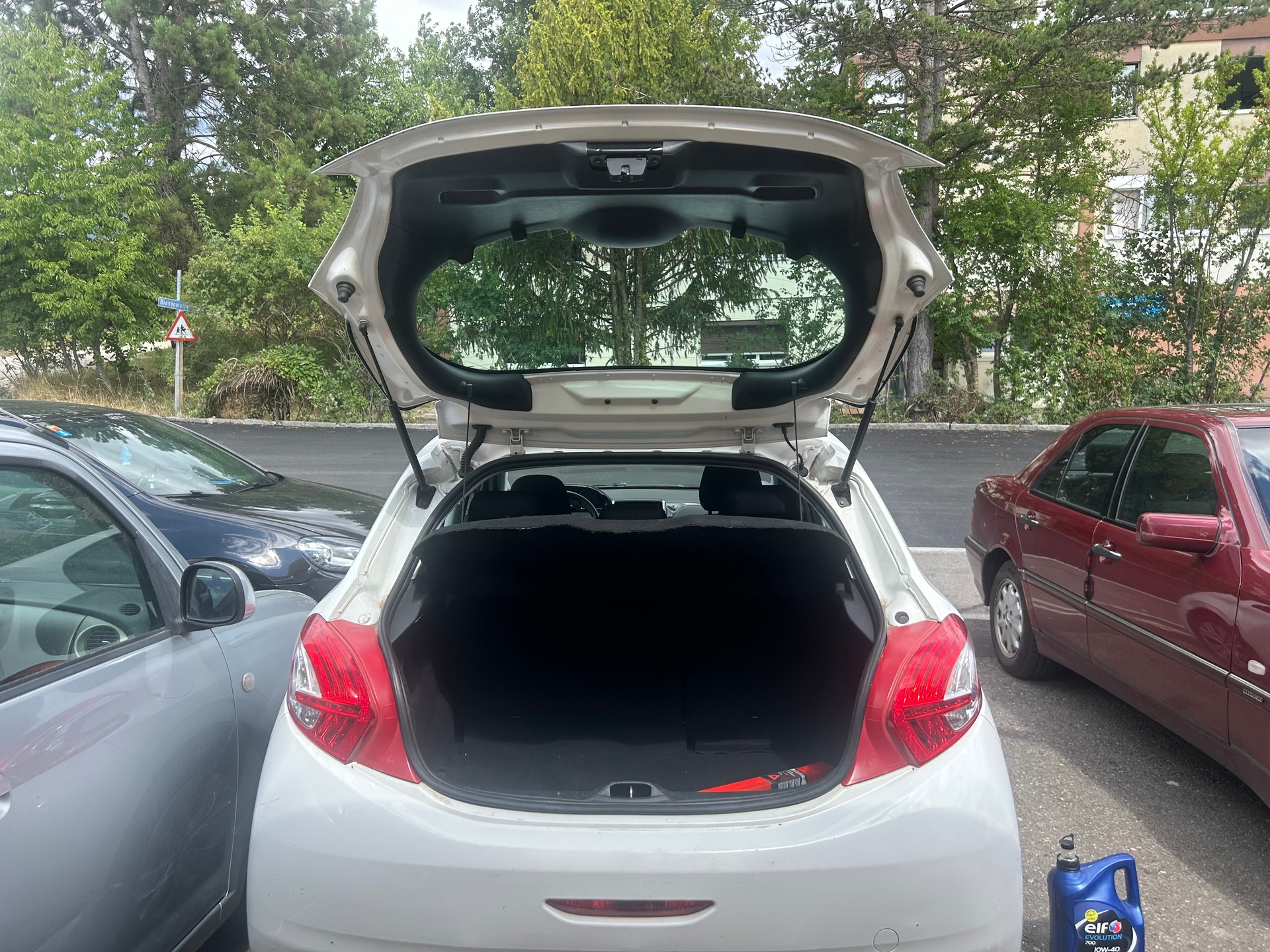 PEUGEOT 208 1.2 VTI Active-image-6