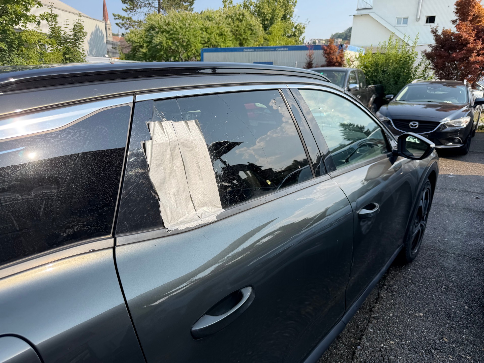 CITROEN C5 X 1.6i PHEV Feel Pack e-EAT8-image-5