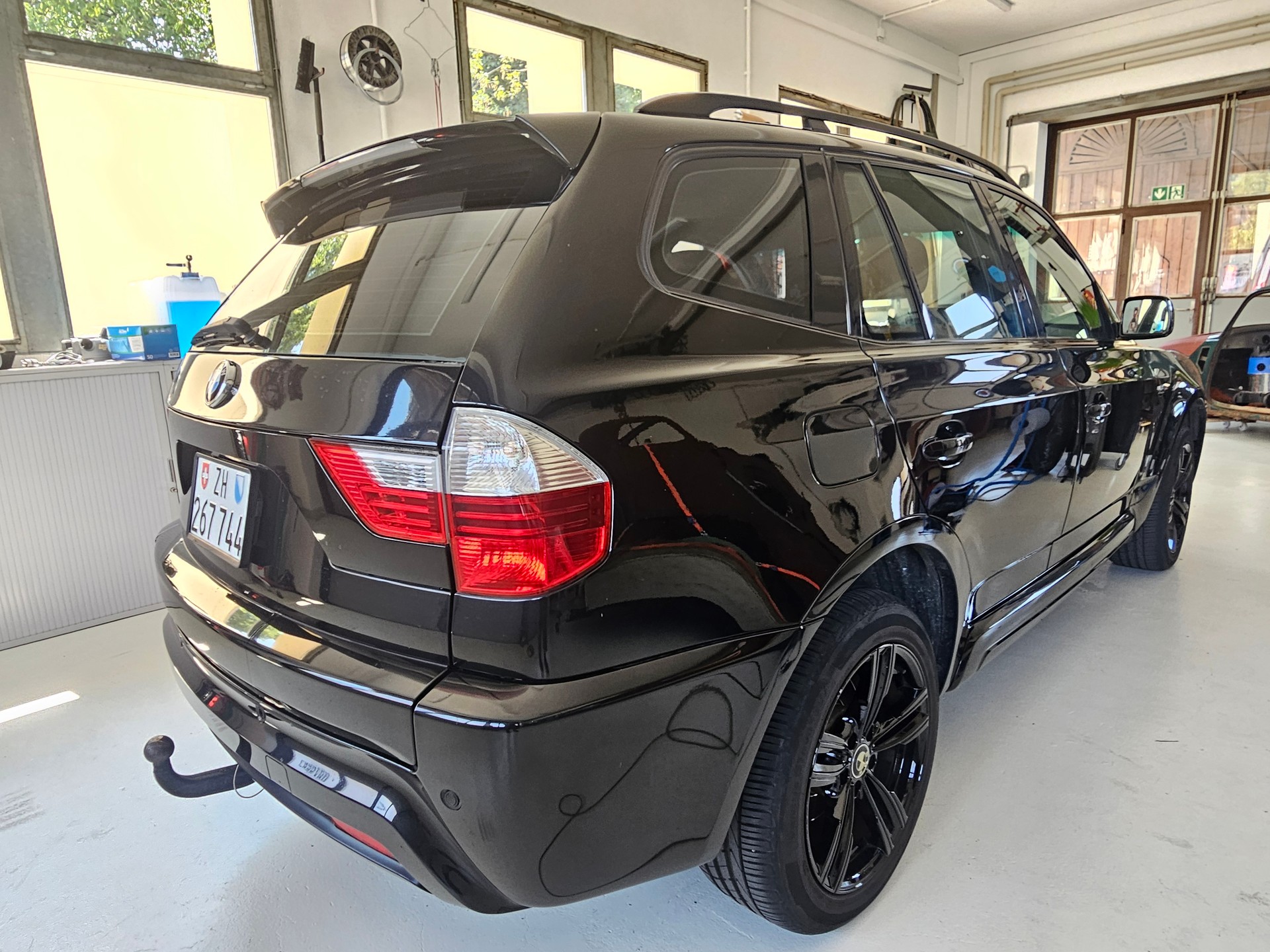 BMW 25si-image-2
