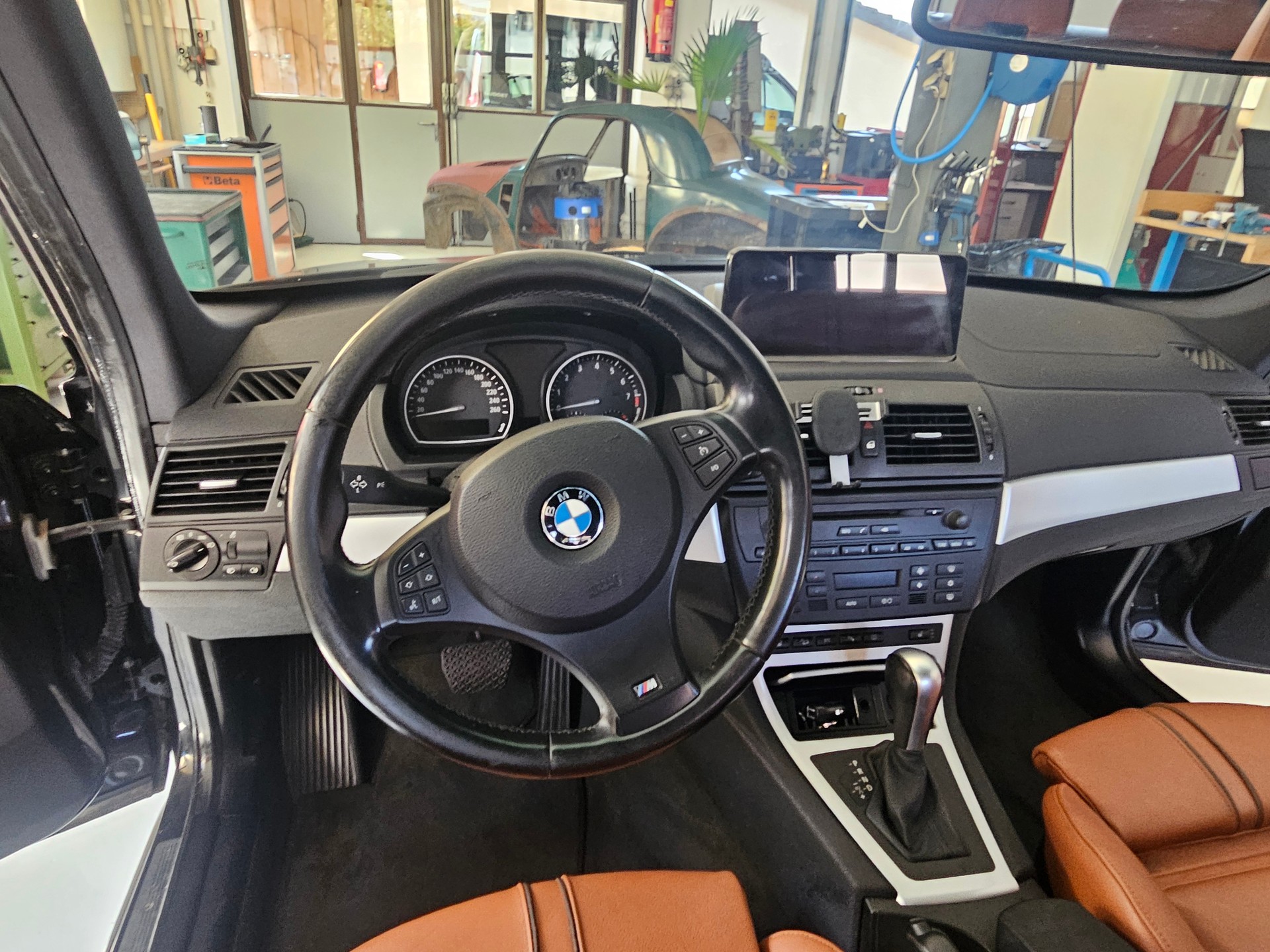 BMW 25si-image-3
