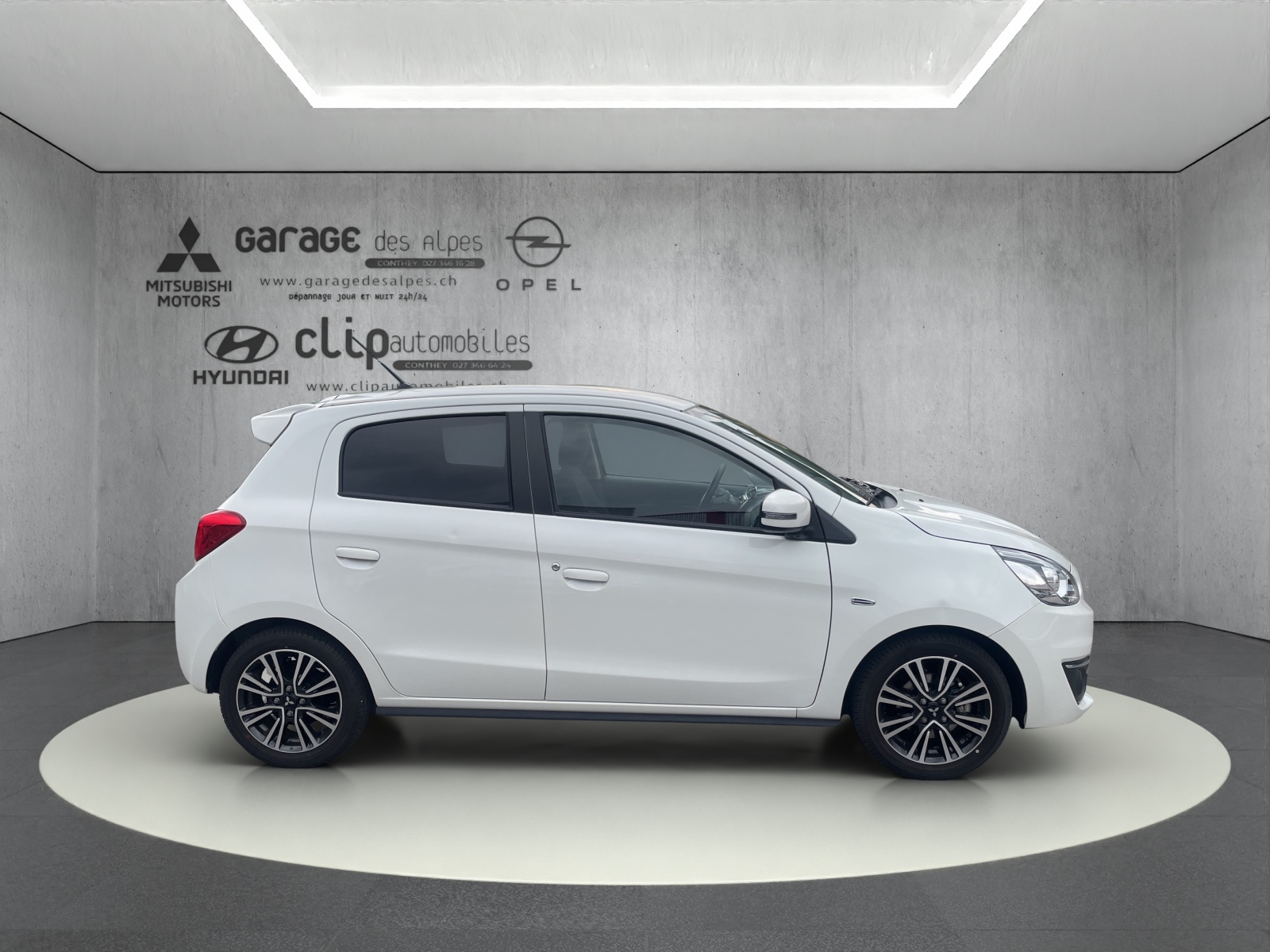MITSUBISHI Space Star 1.2 MIVEC Style Anniversary-image-6
