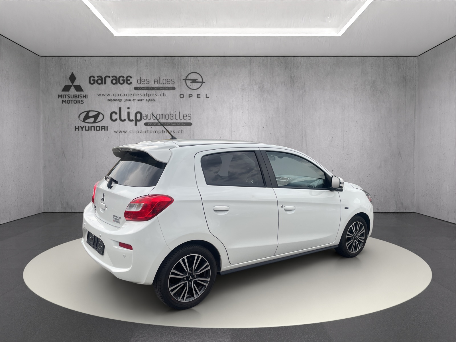 MITSUBISHI Space Star 1.2 MIVEC Style Anniversary-image-7