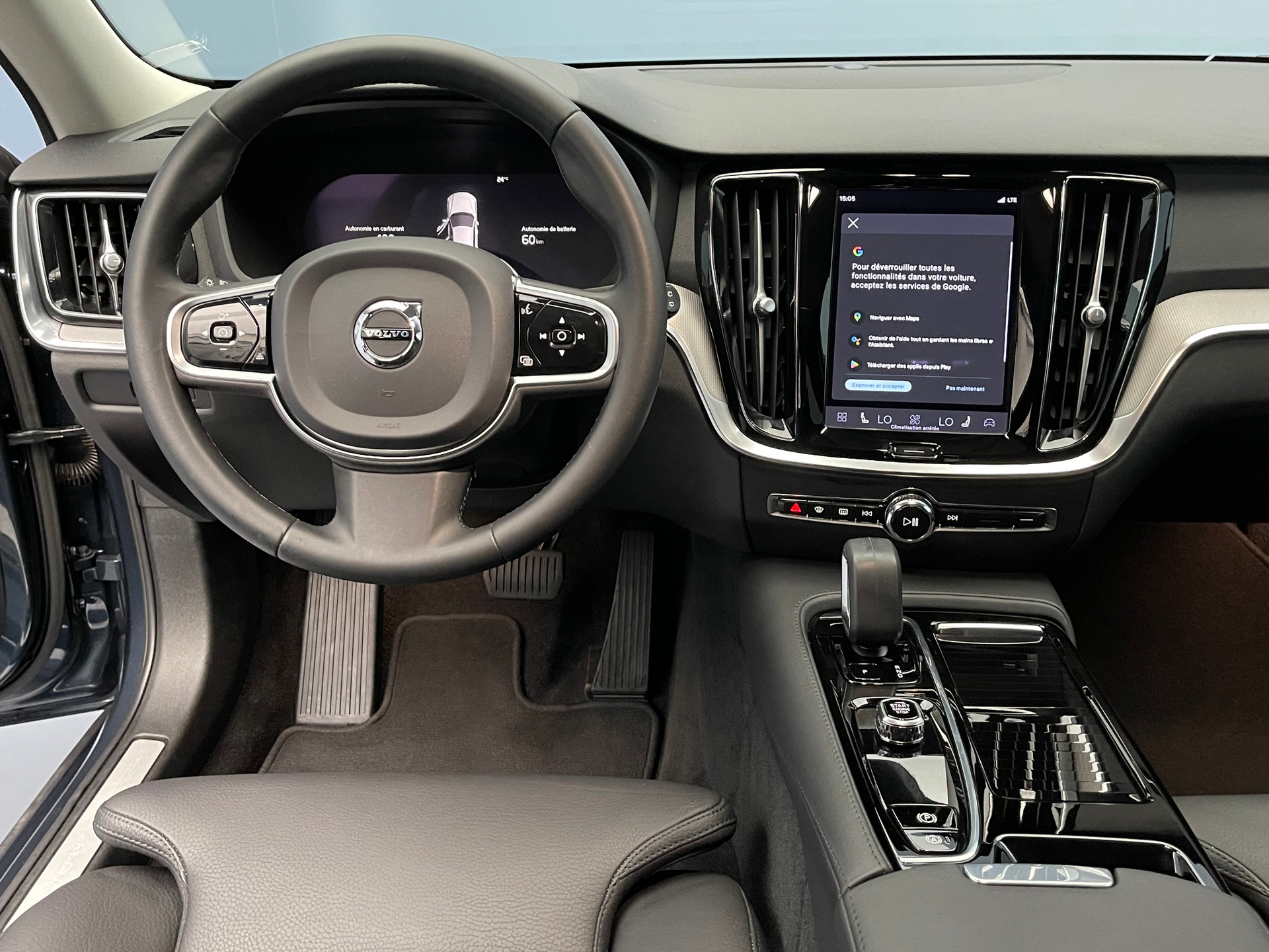 VOLVO V60 2.0 T6 TE R-Design eAWD-image-8
