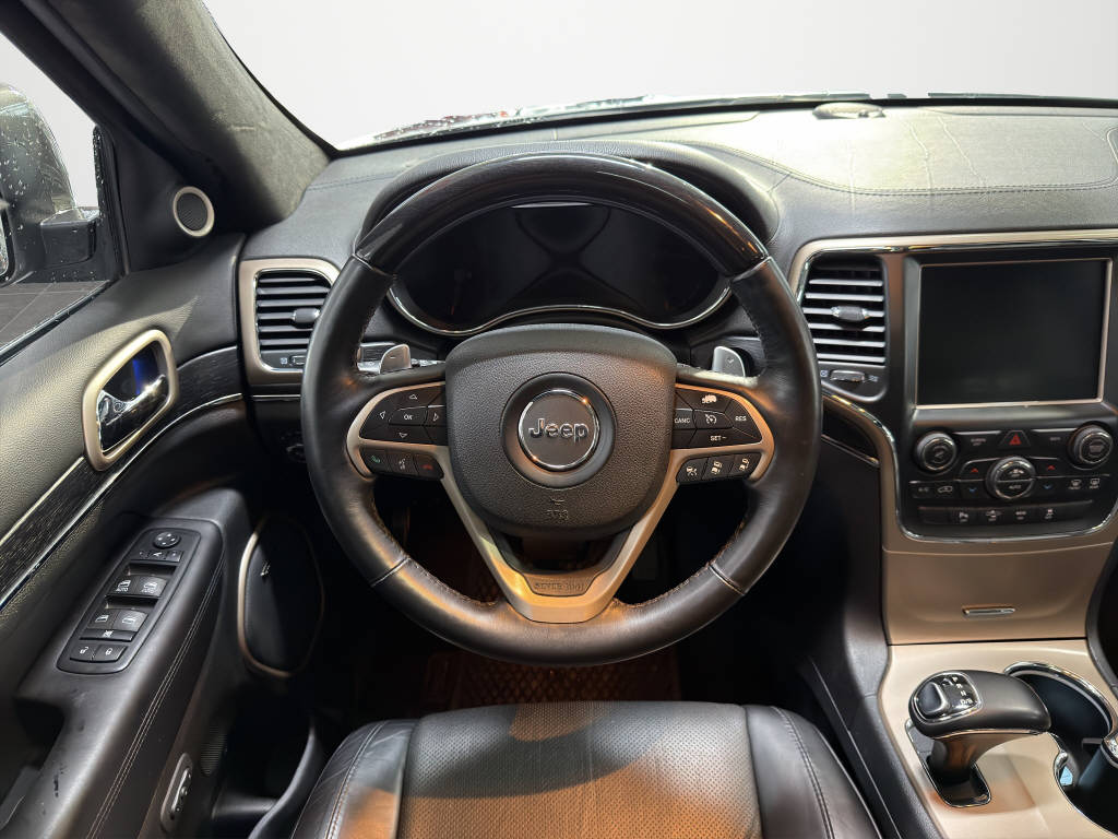 JEEP Grand Cherokee 3.0 CRD 250 Summit-image-9