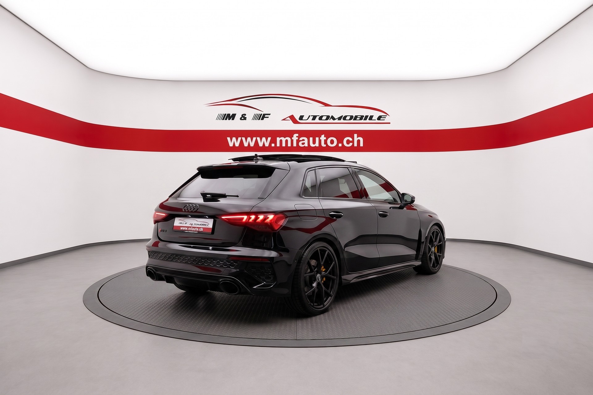 AUDI RS3 Sportback 2.5 TFSI quattro S-Tronic-image-7